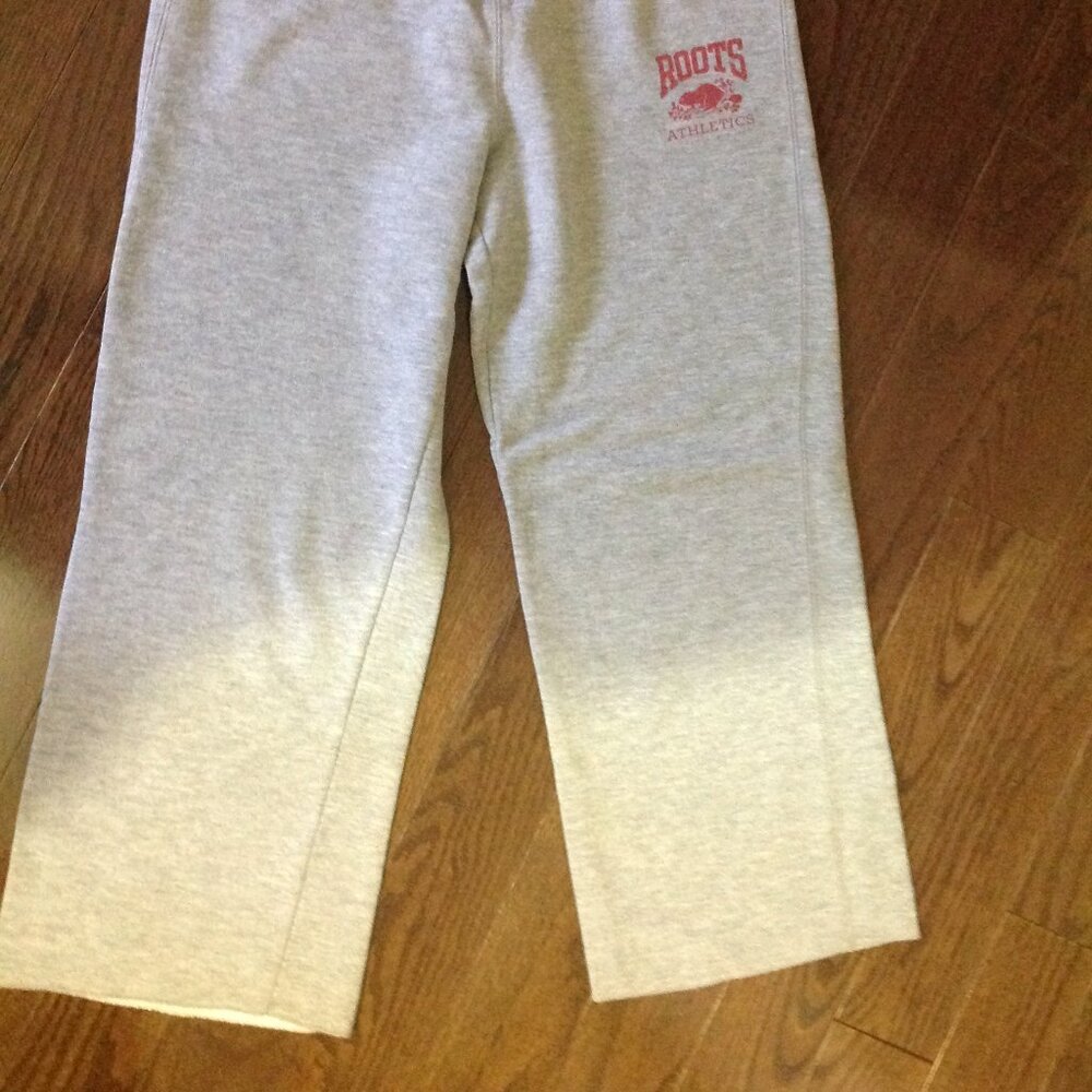 Roots Capris - Picture 2 of 6